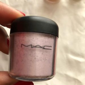 MAC Pigment Milk
